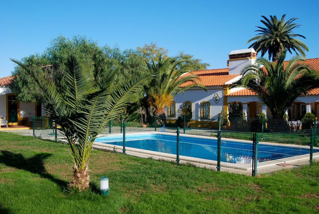 Herdade Da Samarra Hotel Виана до Алентежо Екстериор снимка
