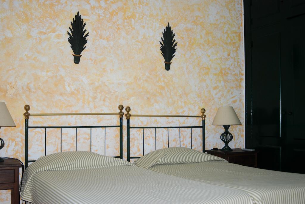 Herdade Da Samarra Hotel Виана до Алентежо Стая снимка