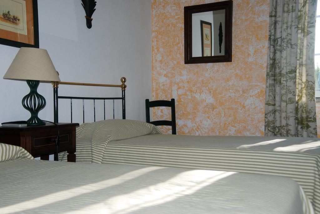 Herdade Da Samarra Hotel Виана до Алентежо Стая снимка